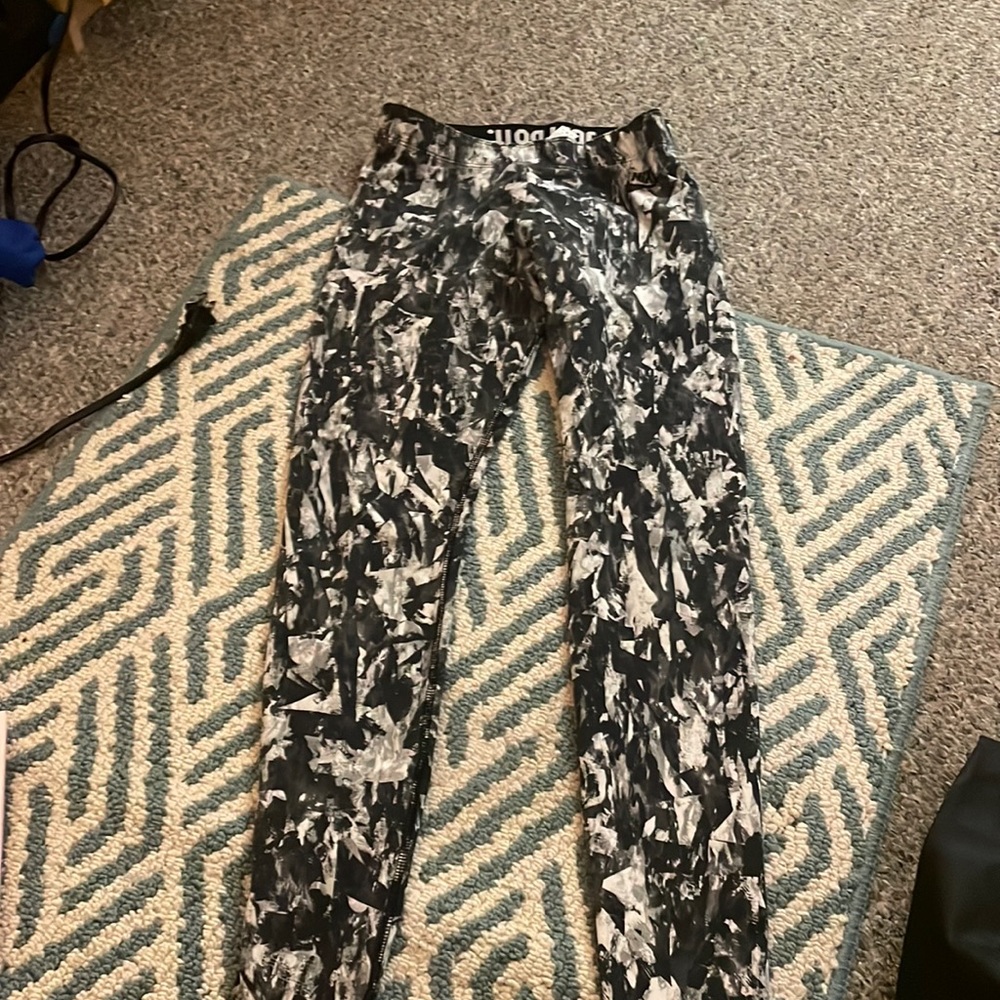 Workout pants